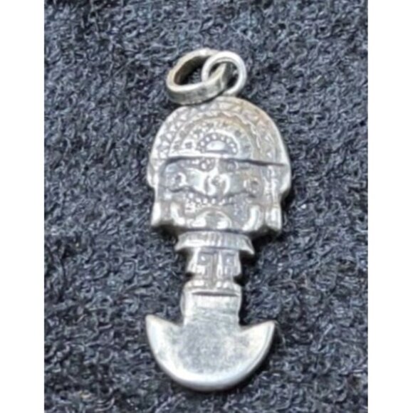Vintage Peruvian/Aztec Andean Sterling Silver Sun God King Pendant - Picture 1 of 2